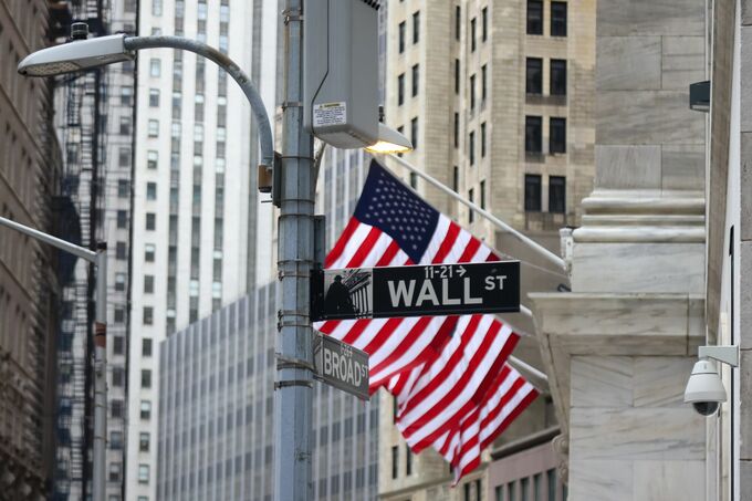 【米国市況】Ｓ＆Ｐ500種反落、貿易リスクくすぶる－円上昇し143円台