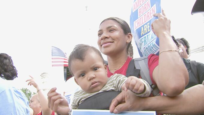 連邦最高裁で審理　米国生まれの子どもへの国籍付与廃止　トランプ氏の大統領令めぐり　反対派は「憲法違反」と抗議|TBS NEWS DIG