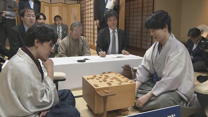 【速報】将棋の藤井聡太七冠(23)が「王座戦」に敗れ七冠から六冠に陥落 勝利した伊藤匠叡王(23)は初のタイトル二冠に|TBS NEWS DIG