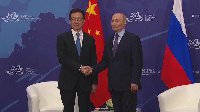 ロシア・プーチン大統領「東方経済フォーラム」で中国副主席と会談　両国の連携アピール|TBS NEWS DIG