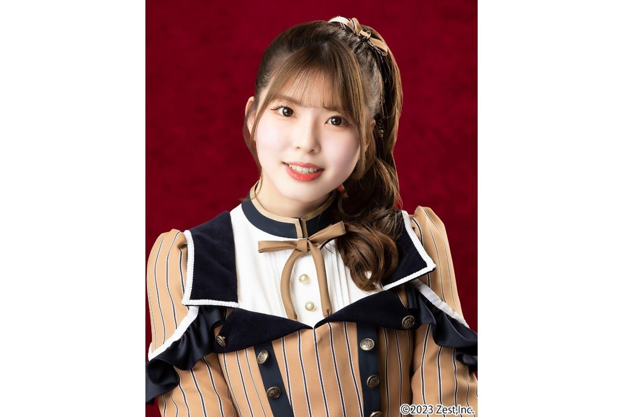 鈴木愛菜23200 鈴木愛菜さん 「本人とバイクの接触による交通事故」で足を骨折 活動