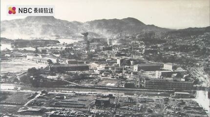 夜間の爆撃で街は焦土に 太平洋戦争末期の「佐世保空襲」写真展