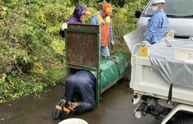 南陽市の市職員を襲ったクマ見つからず　箱ワナ設置、ドローンで捜索も　市職員は手の開放骨折の重傷（山形）|TBS NEWS DIG