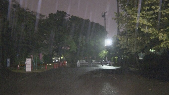 横浜市の公園で30代男性が後ろから刃物のようなもので刺される　傷害事件として刺した人物の行方追う|TBS NEWS DIG