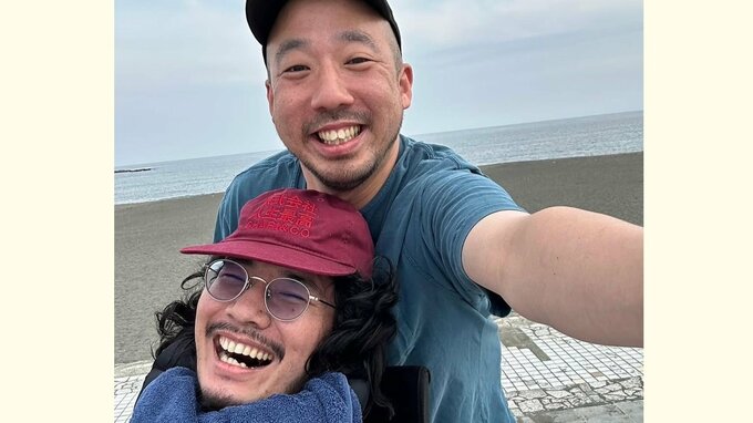 【脳出血で療養中】清原翔さん　「自撮り風他撮り」友人との2ショットで満面の笑顔|TBS NEWS DIG