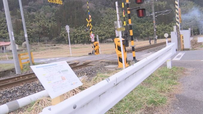 路駐、ポイ捨て、無断侵入…「国鉄色になってから」特急やくも狙う撮り鉄に住民困った　|　BSSニュース | BSS山陰放送
