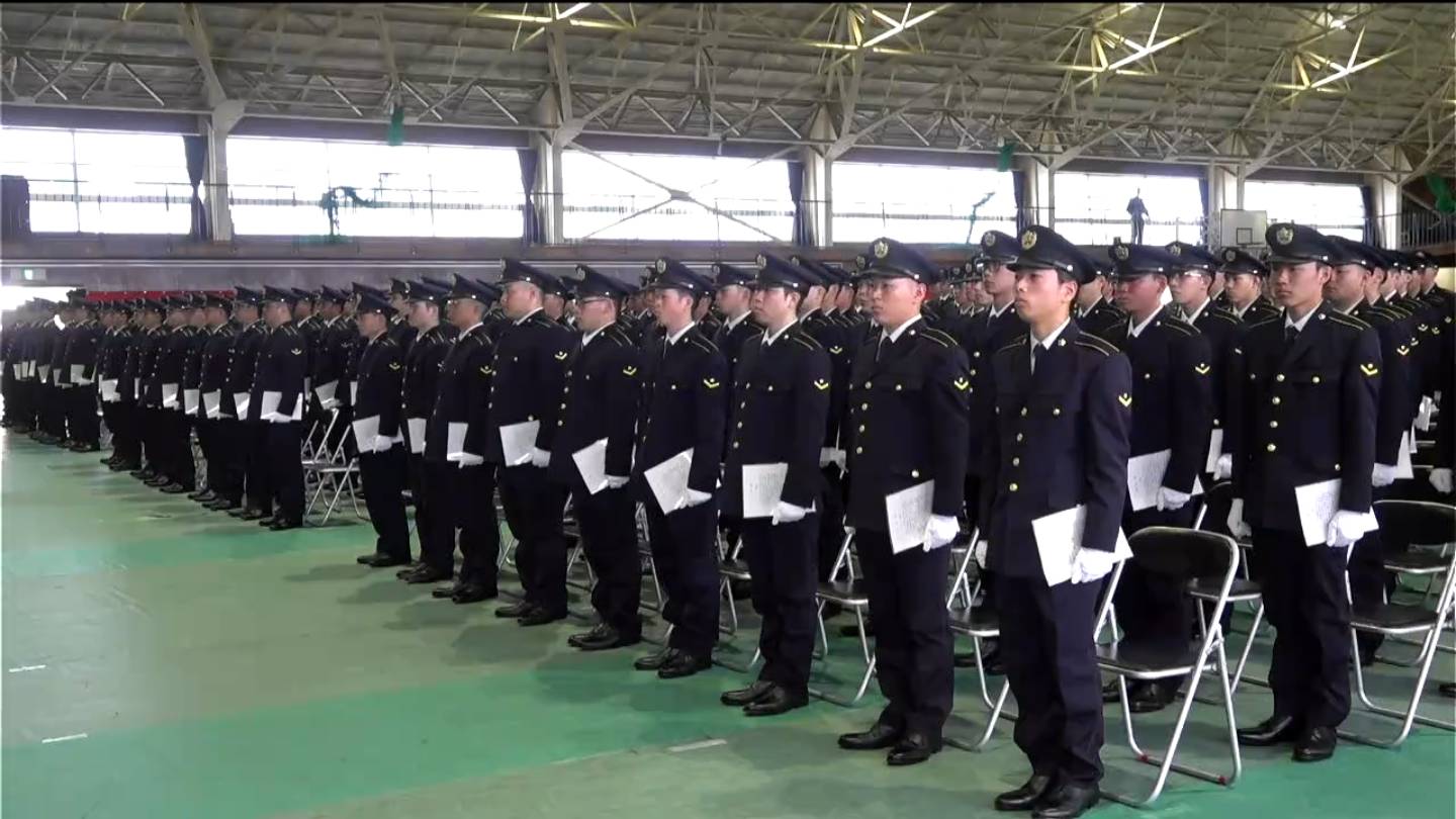 陸上自衛隊・国分駐屯地に新人隊員237人 3か月戦闘訓練の基礎など学び