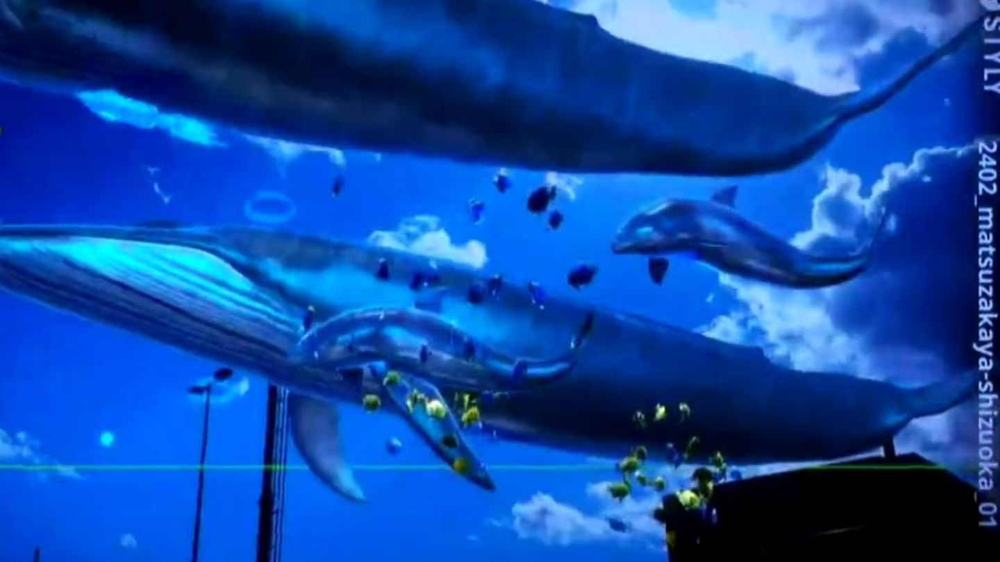 おまち”の空にクジラやカメ!?「XR水族館」ってなんだろう？全国の