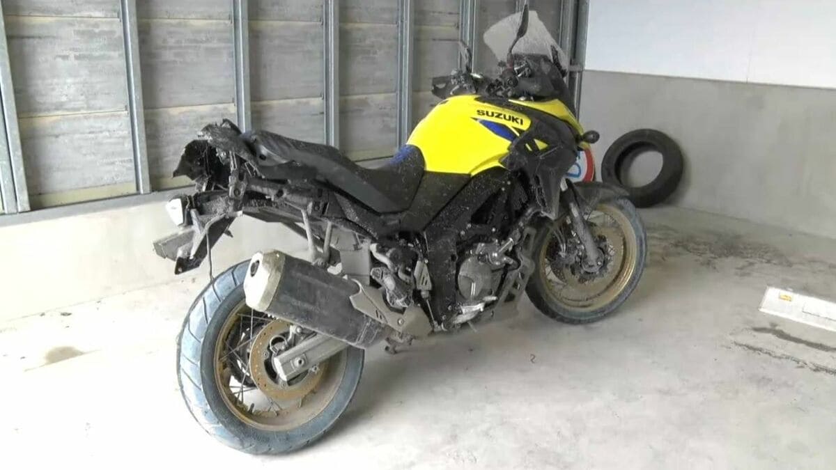 国道でバイクと乗用車が衝突　カナダ国籍の男性（34）が死亡　鹿児島・垂水