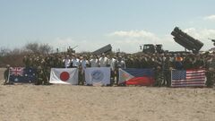 小泉防衛大臣　自衛隊本格参加の米フィリピン合同軍事演習を視察　中国外務省が非難| TBS CROSS DIG with Bloomberg