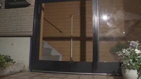 「クマが階段を上がって2階に…目の前で鉢合わせ」被害の女性が語った緊迫の状況　玄関突き破った手負いのクマが家に侵入　長野県飯山市で60代～90代の3人がけが|TBS NEWS DIG