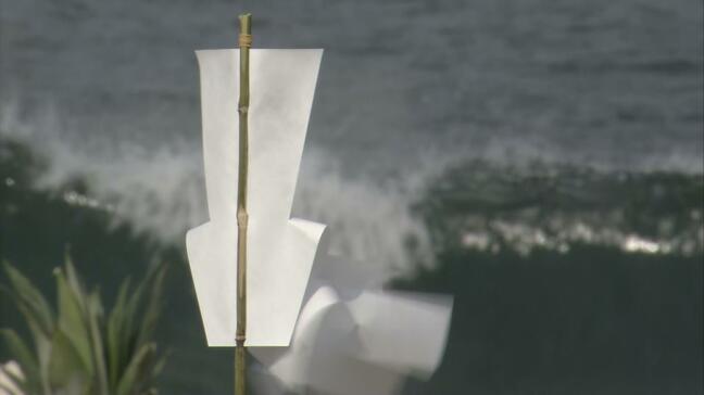 震災の記憶を胸に刻む3月11日・午後2時46分… 東日本大震災から13年 八戸市蕪島で『慰霊祭』 約100人が鎮魂の祈りを捧げる|TBS NEWS DIG