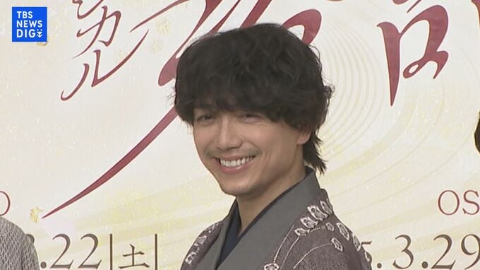 【山崎育三郎】「エネルギッシュに男臭く、人間臭く、泥臭くいきたい」 やんちゃぶりに共演者が困惑「誰か、止めて！」|TBS NEWS DIG