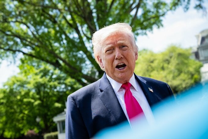 トランプ氏、イランが核開発計画の無期限停止で合意したと主張