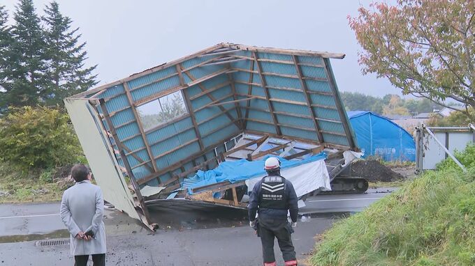 「風にあおられて宙に浮いてた」強風で倉庫が吹き飛ばされる けが人なし 最大瞬間風速20.7メートル観測も 北海道函館市|TBS NEWS DIG