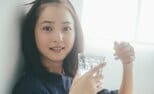 【 佐々木希 】 ”気まずいほど佐々木希と目が合いすぎる” 「日めくりカレンダー」のオフショットを大量公開|TBS NEWS DIG