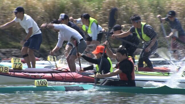 旭川で “カヌー駅伝大会”　4人１組でカヌーやサップを漕ぎ水面をリレー　過去最多の約240人が参加【岡山】|TBS NEWS DIG