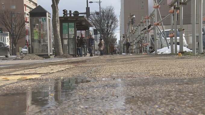 「春みたいで楽でいい」青森の積雪が平年の13％の5cmまで減少！　県内16の観測地点のうち11地点では「観測なし」|TBS NEWS DIG