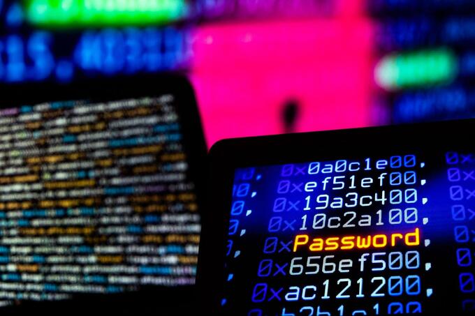 有価証券報告書の中で47%の企業が「サイバー攻撃」に言及 AIがセキュリティ上の脅威に