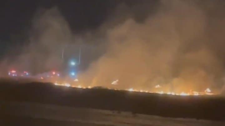 4年ぶりに開催の 南部の火祭り たき木の火の粉が下草に燃え移る火事 花火大会が中止に Utyニュース Goo ニュース