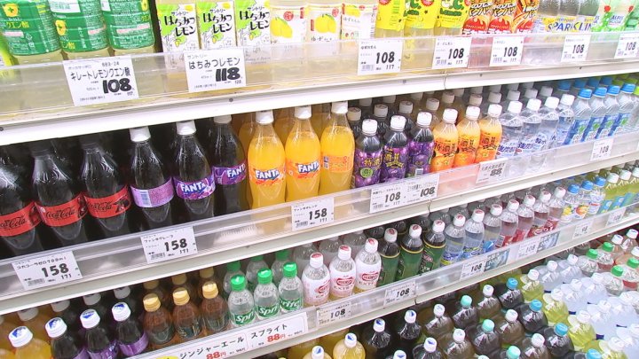 ペットボトル飲料の一部は200円を突破　10月の食品値上げは3000品目以上　7割が酒類・飲料　山梨