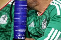 W杯でブラジル、メキシコ敗退、ビール消費拡大期待しぼむ－モルガンS| TBS CROSS DIG with Bloomberg