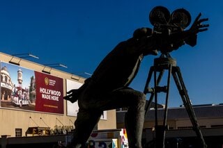 パラマウント・ワーナー統合、完了見送り－訴訟決着を優先| TBS CROSS DIG with Bloomberg