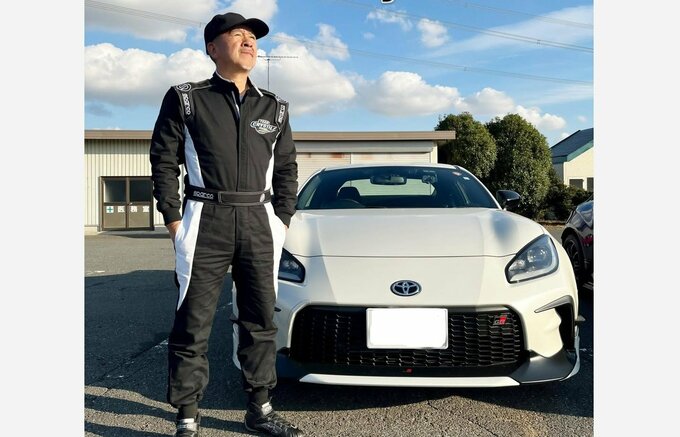 【 つまみ枝豆 】　愛車・トヨタ「GR 86」と２ショット　「少年のようなオヤジ達の楽しい ひととき」「走行会でタイムアタックをして楽しんでいる」|TBS NEWS DIG