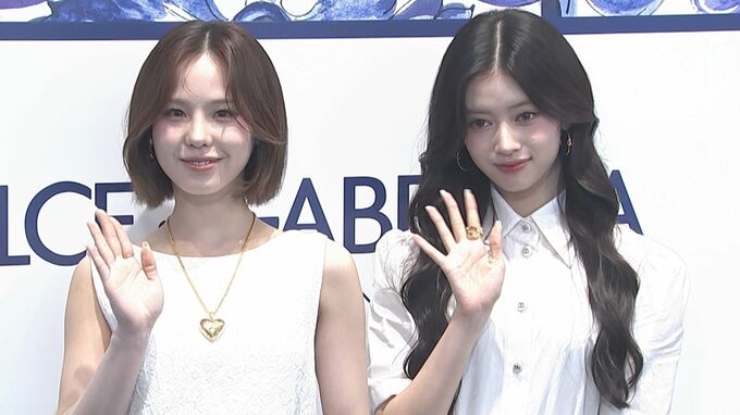 【 NiziU・MAKO & RIMA 】　オールホワイトの爽やかコーデ披露　MAKOの “ミニマリストぶり“ にRIMA驚き明かす　「ちょっと成長を感じますね」|TBS NEWS DIG