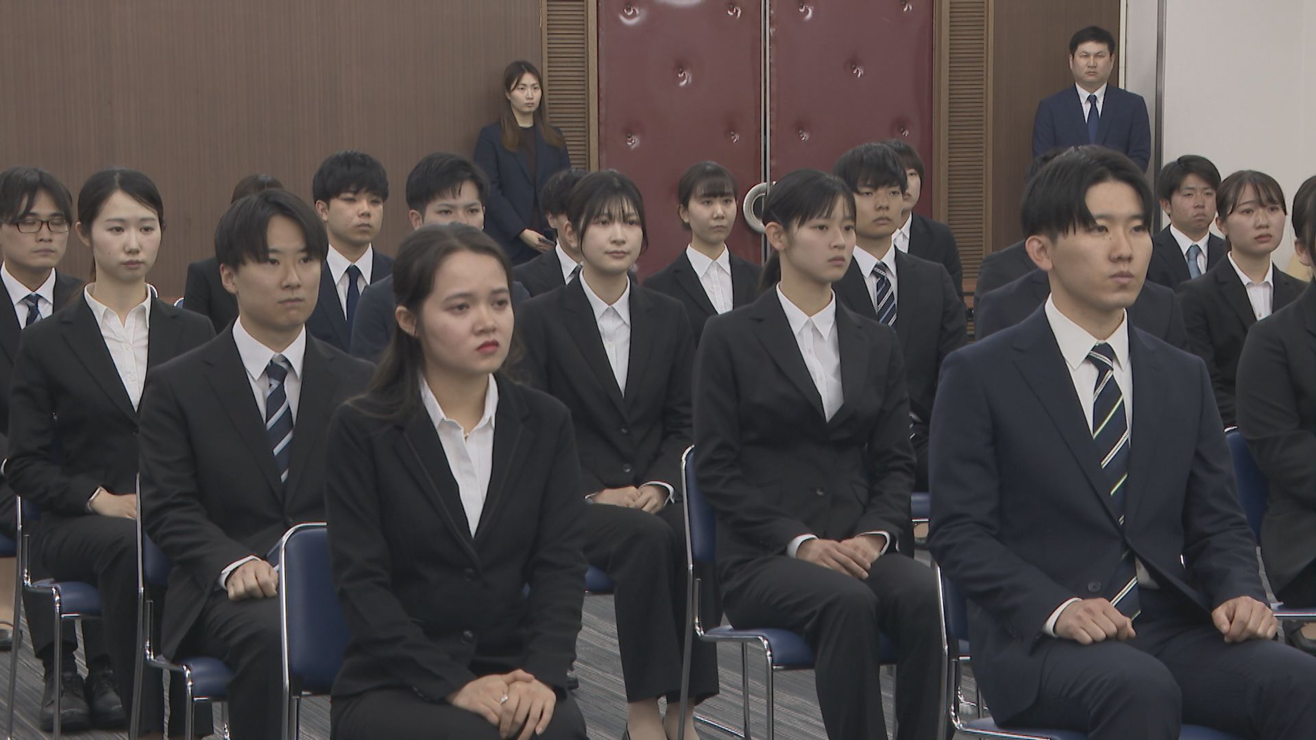 ACT SAIKYO 全選手サイン色紙（田口真彩選手のサインもあり） act saikyo バドミントン選手サイン 田口真彩選手付き タオル