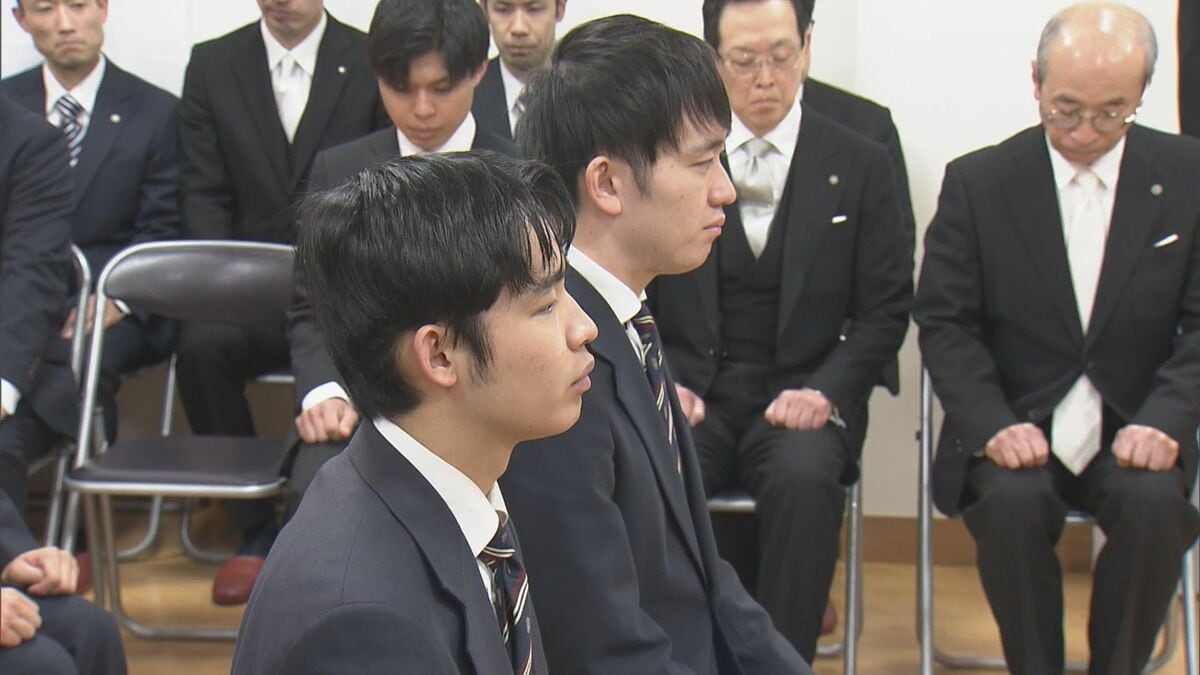 毎朝6時起きで祭式作法などの講義を受ける… 神職を育成する“伊勢神宮の研修所”で卒業式 2年間の修養終えた2人の学生