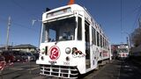 岡山市街地で「だがし電車」の運行始まる 3月12日の “だがしの日” をPR 世界を笑顔に【岡山】|TBS NEWS DIG