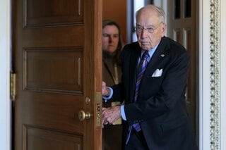 ナチス､クレディSに数百の関連口座－広範な関係が調査で判明と米議員| TBS CROSS DIG with Bloomberg