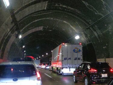 情報更新】山陽道（広島岩国道路）の上り坂で複数台がスタックし道塞ぐ