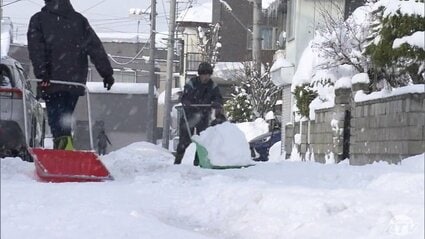 雪日出品 HONDA除雪機HSS1370i-JX - 株式会社岩佐商会