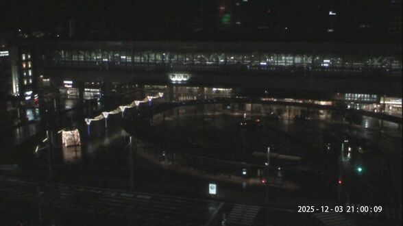 富山で初雪…去年より5日早く観測　4日朝までに多いところで平野部10cm、山間部35cmの積雪予想　車の運転などに注意を【雨と雪のシミュレーション】　|　富山のニュース｜天気・防災｜チューリップテレビ