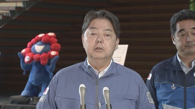 林官房長官、総理官邸で被害情報を確認　自衛隊派遣は「要望に応じて適切に対応」 熊本で大雨特別警報|TBS NEWS DIG