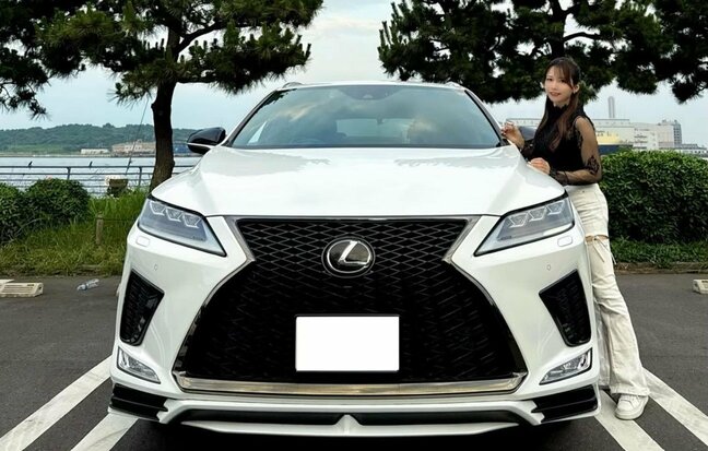 【 桜りん 】　「30歳までに自分の車を買う夢が叶いました」　愛車「レクサス」購入　理由は「5年ほど前にパニック障害に」「電車に乗れない生活が続いて」「自分の車を買おうと決意」|TBS NEWS DIG