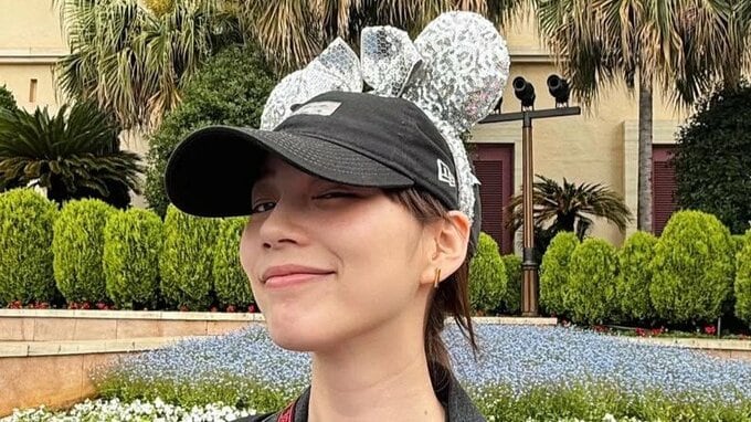 【 のん 】東京ディズニーリゾートを訪問「雨の中でも楽しかった」　ディズニー仕様のコーディネートで満喫「たっのしー」|TBS NEWS DIG