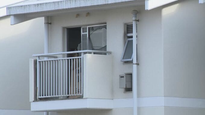 鹿児島市営住宅で火災　1人が救急搬送　消火活動つづく|TBS NEWS DIG