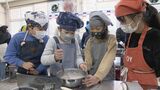 バレンタイン特別授業「うまっ!」パティシエに教わるチョコプリン 名古屋の全市立小で「メゾンカカオ」プレゼントも | 名古屋・愛知・岐阜・三重のニュース【CBC news】 | CBC web