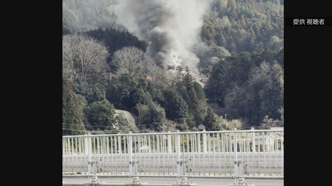 「風呂から火が出ている」と通報 広島市安佐北区の住宅で火事 薪で風呂を沸かしていたときに火が移ったか|TBS NEWS DIG