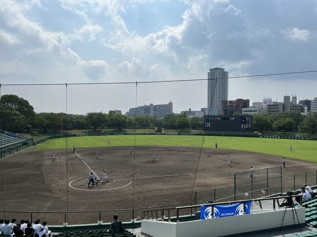 【軟式高校野球】“もう一つの高校野球” 全国高等学校軟式野球選手権大会8月29日決勝!4連覇を狙う絶対王者≪中京高校≫か悲願の初優勝を目指す≪あべの翔学≫か|TBS NEWS DIG