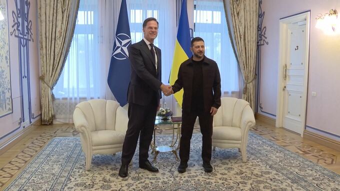 「ロシアは首脳会談の実現阻止のためあらゆる手段」ゼレンスキー大統領が非難　NATO事務総長と共同会見|TBS NEWS DIG