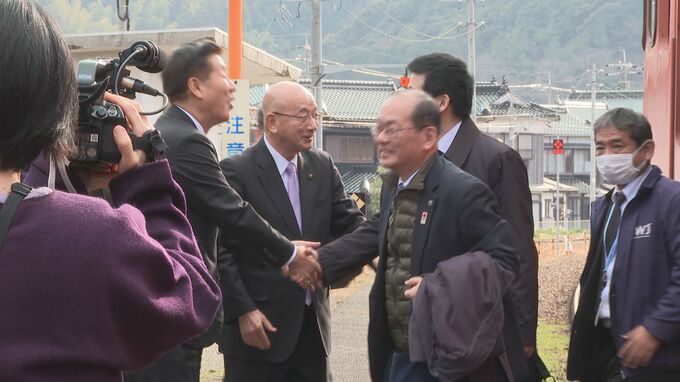 県をまたいで山口・島根４市の市長会議 　駅舎活用“お試し住宅”を見学・移住促進の参考に　|　山口のニュース・天気・防災｜tys NEWS｜ｔｙｓテレビ山口