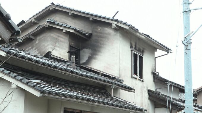 民家1棟全焼…焼け跡から見つかった遺体の身元が67歳の男性と判明　死因は焼死、1人暮らしだった|TBS NEWS DIG