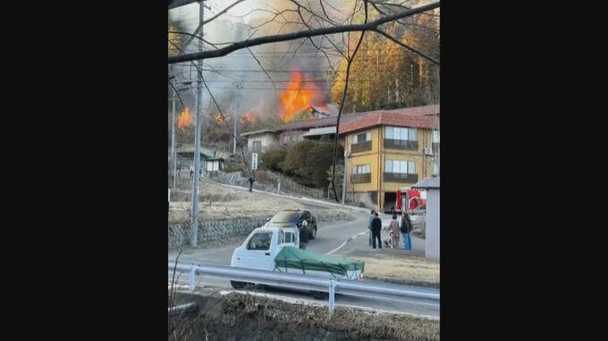 長野・上田市の温泉街近くの山林火災　鎮圧状態に　たき火の火が原因か　|　SBC NEWS | 長野のニュース | SBC信越放送