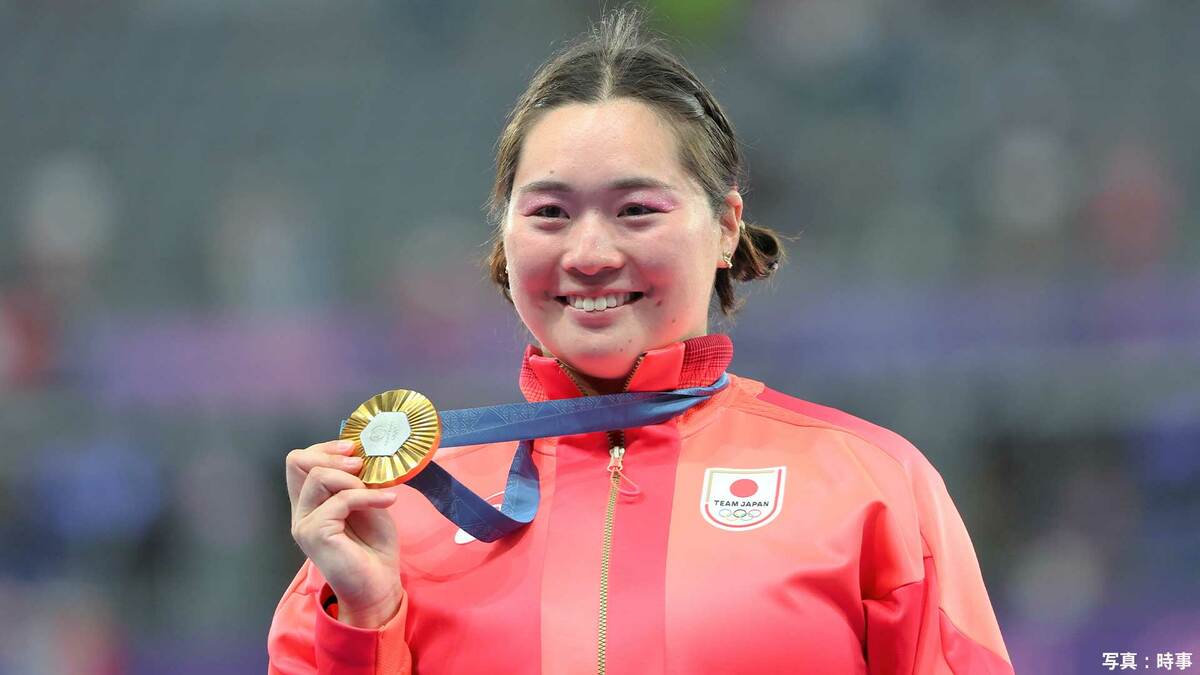 東京オリンピックメダルです！ 東京五輪】 競泳女子の大橋、金メダル獲得 400M個人メドレー - BBCニュース