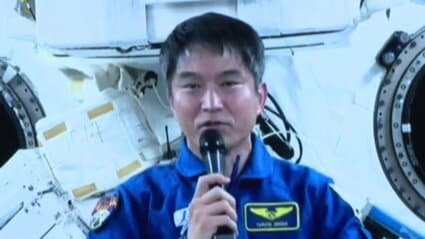 火星に人は住めると思いますか」宇宙から特別授業 高校生から夢が