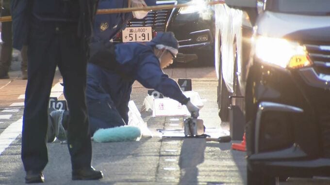 【速報】包丁で複数回…40代女性 刺される　69歳男を殺人未遂容疑で現行犯逮捕　女性は腹部から出血、意識あり…容疑者も腹部負傷で救急搬送　富山|TBS NEWS DIG